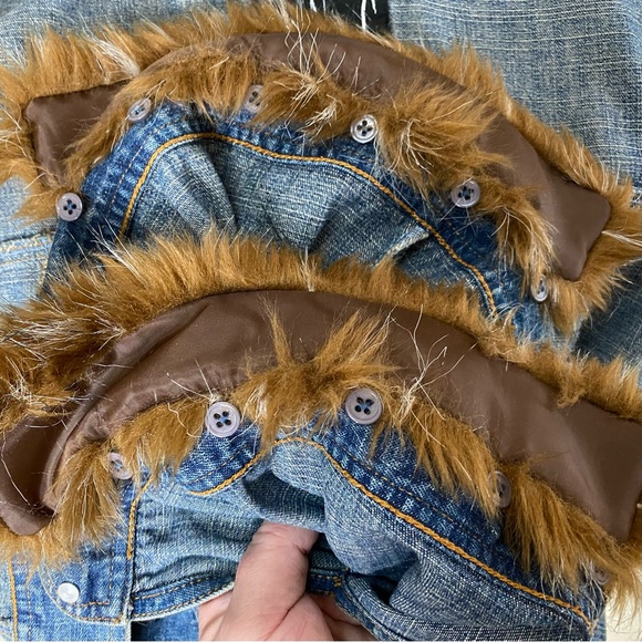 Vintage INC Denim Jacket with Faux Fur Attachments - Picture 12 of 16
